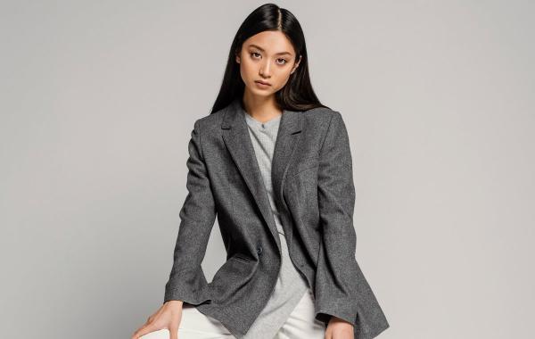 چه رنگ هایی با رنگ طوسی ست می گردد؟ چه رنگ هایی با رنگ طوسی ست می گردد؟